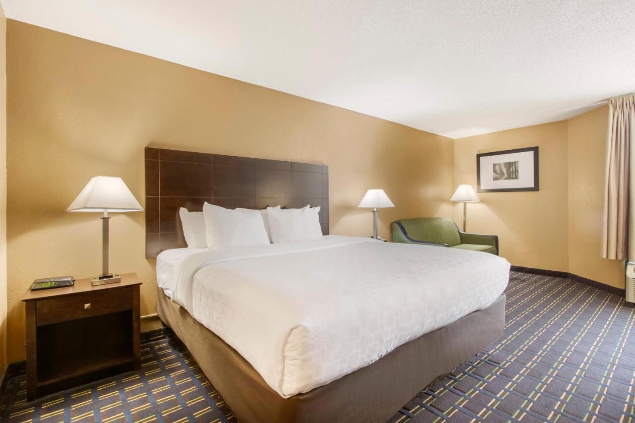 Clarion Inn Asheville Airport Fletcher Eksteriør billede