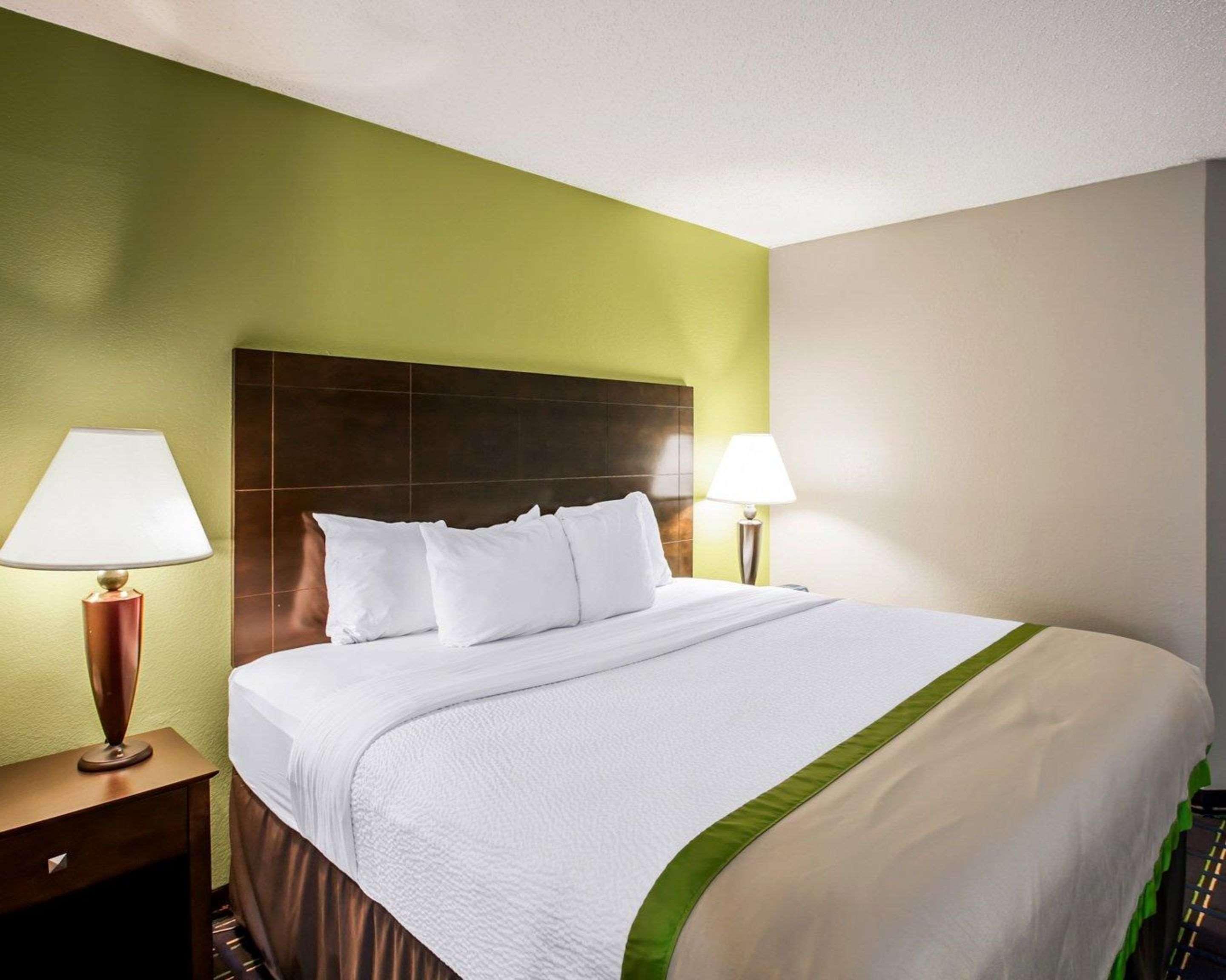 Clarion Inn Asheville Airport Fletcher Eksteriør billede